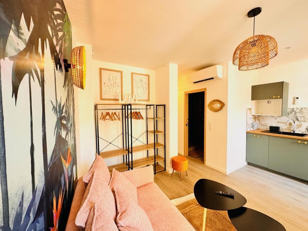 Les Appartements De Nana 8 - Studio Hypercentre, Rue Meynadier, Palais & Plage, Clim, Wifi Cannes Exterior photo